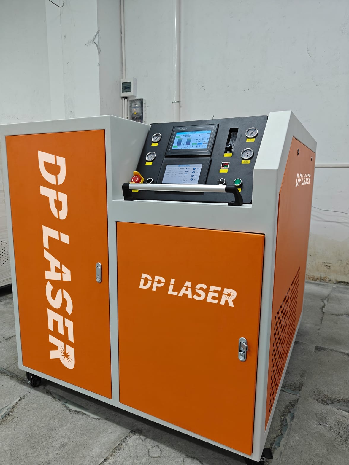 Лазерный сварочный аппарат DP  – обзор и цена Handheld Laser Welding Machine
